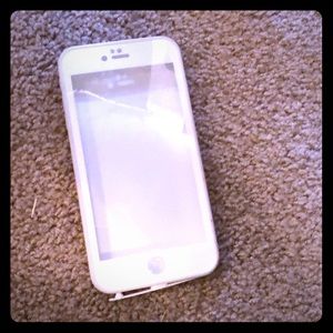 White Lifeproof Iphone 6/6s plus